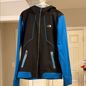 The North Face Men's Black and Bright Blue Performance Jacket
